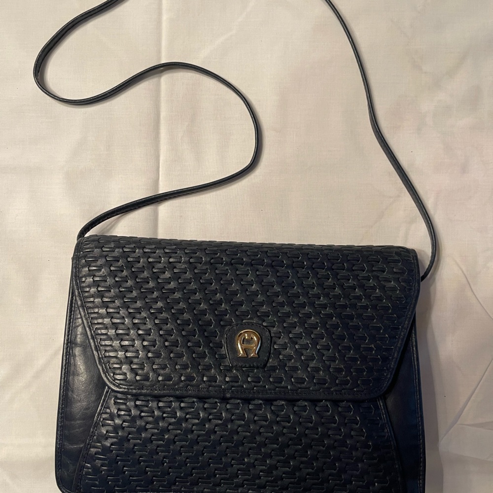Etienne Aigner navy medium shoulder bag